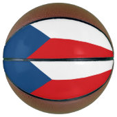 Volledig basketbal met vlag van Tsjechië (Voorkant)