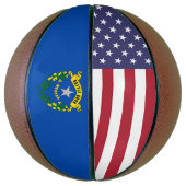 Volledig Basketball met vlag van Nevada, VS Basketbal (Verticaal)