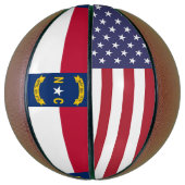 Volledig Basketball met vlag van North Carolina Mini Basketbal (Verticaal)
