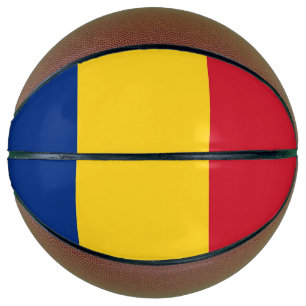 Volledig Basketball met vlag van Roemenië Basketbal