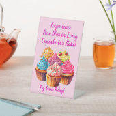 Volledig bewerkbare Cupcake Phrase & Cupcake Foto Reclamebord Met Voetstuk (Insitu)