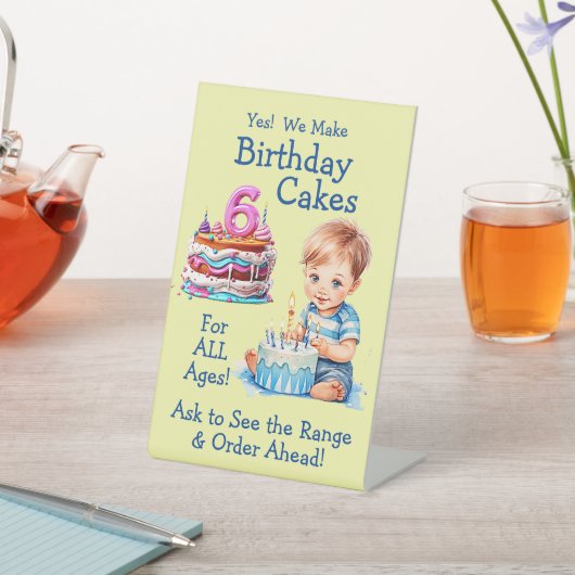 Volledig bewerkbare verjaardagstaarten voor kinder reclamebord met voetstuk (Insitu)
