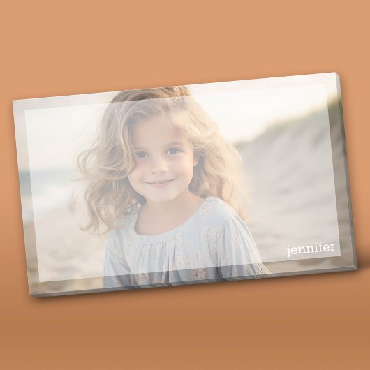 Volledig fotoontwerp met aangepaste naam post-it® notes