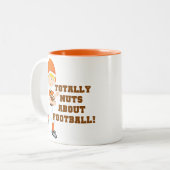 Volledig Nuts over Football Tweekleurige Koffiemok (Voorkant links)
