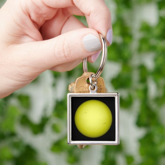 Volledig uitzicht van de zon sleutelhanger (Hand)