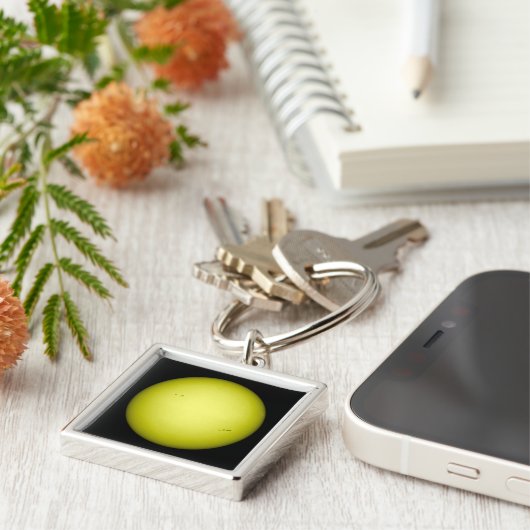 Volledig uitzicht van de zon sleutelhanger (Zijkant)