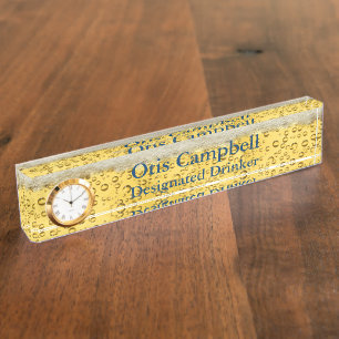 Volledig van een beerdepot naambordje