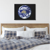 Volledig verlichte aarde gecentreerd op Australië Canvas Afdruk (Insitu (Slaapkamer))