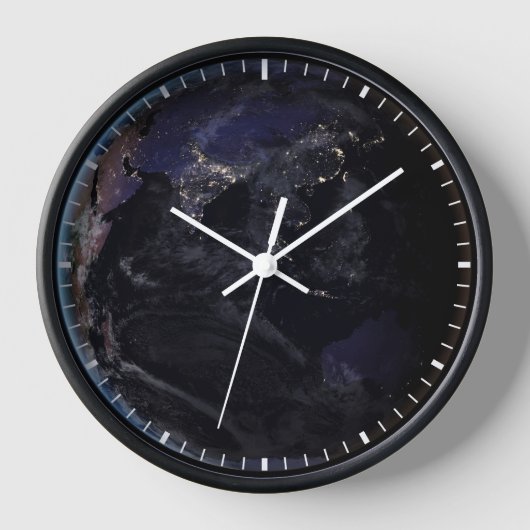 Volledige Aarde die de lichten van de stad van Azi (Voorkant)