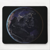 Volledige Aarde die de lichten van de stad van Azi Muismat (Voorkant)