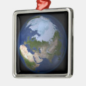 Volledige Aarde waarop het Arctische gebied is afg Metalen Ornament (Links)
