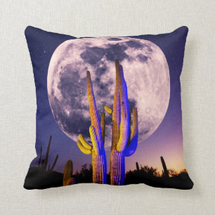 Volledige maan boven Saguaro Cactus Kussen