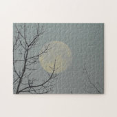 Volledige maan door de bomen legpuzzel (Horizontaal)