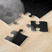 Volledige maan in zwart-wit. Krediet als: Arthur Legpuzzel (Zijkant)