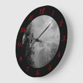 Volledige maan met Ravens Red Numbers Wall Clock Grote Klok (Hoek)