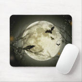 Volledige maan met vleermuizen en Raven Muismat (Met muis)