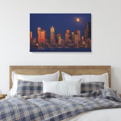 Volledige maan over de skyline van Seattle Canvas Afdruk (Insitu (Slaapkamer))