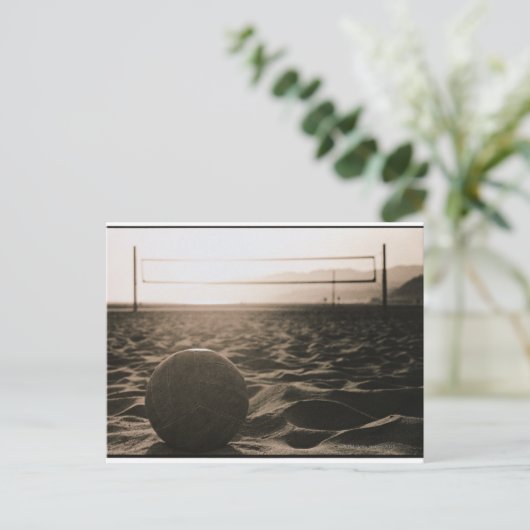 Volleybal in de zand briefkaart (Staand voorkant)