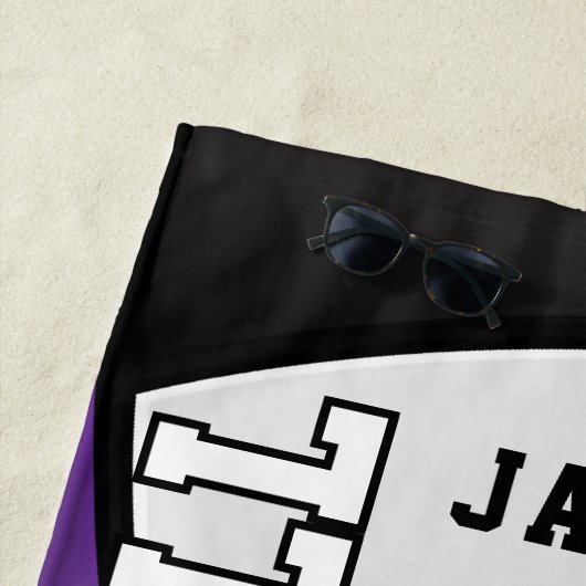 Volleybal in Paars, zwart en wit Strandlaken (In situ)