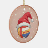 Volleyball Ball with Red Santa Hat Name Christmas Keramisch Ornament (Rechts)