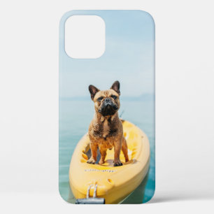 Volwassen bruine Franse bulldog op kayak Case-Mate iPhone Case