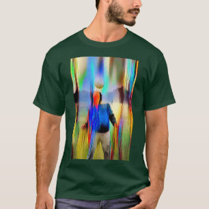 volwassen gelukkige sportman die een bal slaat met t-shirt