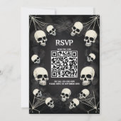 Volwassen schedel spinnenwebben QR code Halloween Kaart (Achterkant)