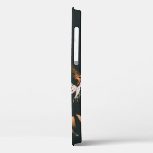 VOLWASSENTIGER PRONE LYING INSIDE DIM LIGHTED ROOM Case-Mate iPhone CASE (Achterkant / Links)