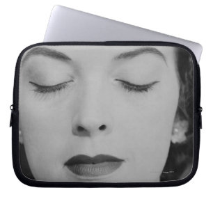 Volwassenvrouw 2 laptop sleeve