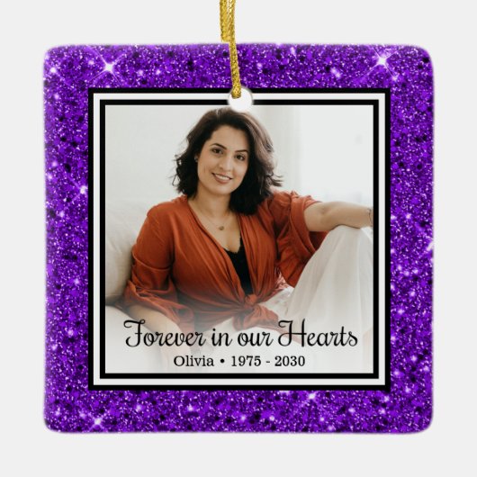 Voor altijd in ons hart Paarse Glitter Memorial Keramisch Ornament (Voorkant)