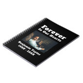 Voor Altijd In Onze Hart Tekst Ter Herinnering Aan Notitieboek (Linkerzijde)