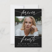 Voor altijd in onze harten Eenvoudig Script Foto b Bedankkaart (Voorkant)