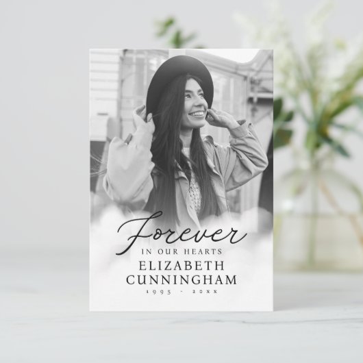 Voor altijd in onze harten Memorial Moderne Foto Bedankkaart (Staand voorkant)