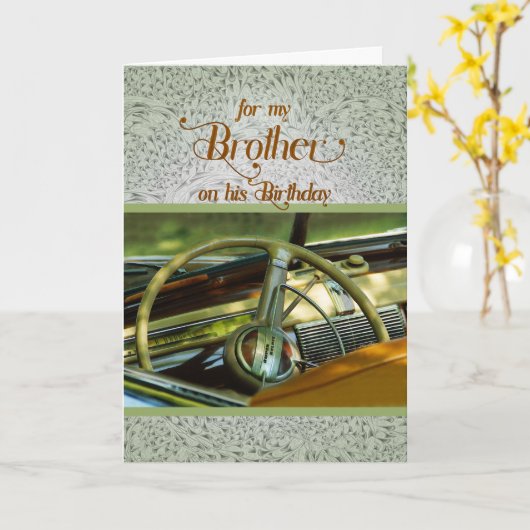 Voor broer op zijn geboorte klassieke auto kaart (Gele Bloem)