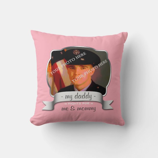 Voor de Dochter van de overzeese soldaat - Roze Pi Kussen (Voorkant)