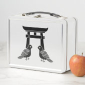 Voor de hand liggende duiven en Torii (In situ)