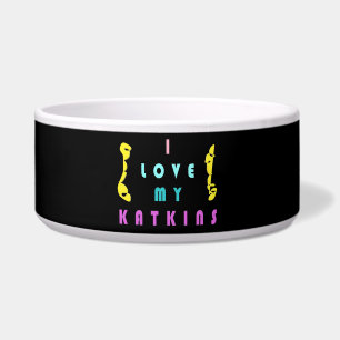 Voor de kat met liefde voerbakje