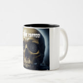 Voor de koffie Spooky Skull tweekleurige mok (Voorkant rechts)