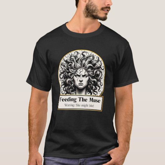 Voor de koffie: The Grumpy Muse Chronicles T-shirt (Voorkant)