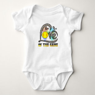 Voor de liefde van de game Softball, Softball Gift Romper