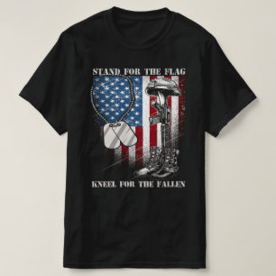 voor de omgevallen veteranen staat de vlag kniel o t-shirt