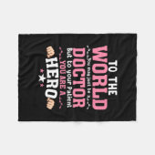 Voor de wereld kun je gewoon dokter worden. fleece deken (Voorkant (Horizontaal))