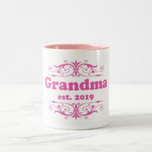 Voor die speciale "oma 2019" tweekleurige koffiemok
