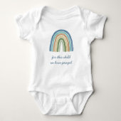 Voor dit kind hebben we Boho Rainbow Blue gebeden Romper (Voorkant)