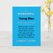 Voor een geweldige jonge man op zijn afstuderen 2 kaart (Gele Bloem)