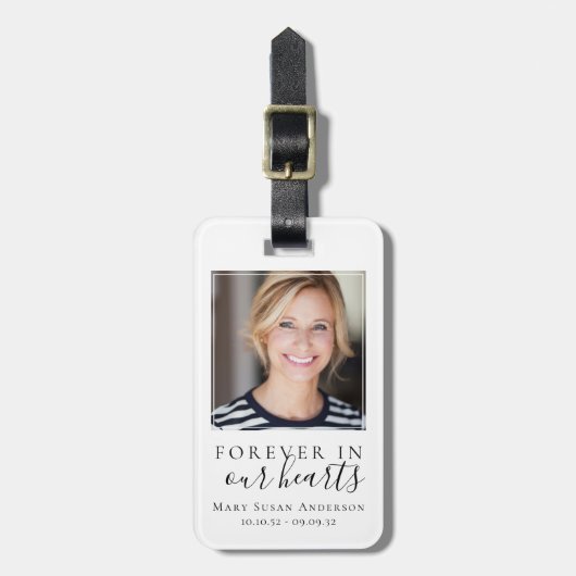 Voor eeuwig in ons hart Foto Memorial Prayer Bagagelabel (Voorkant verticaal)