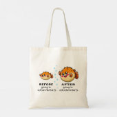 Voor en na grootma Funny Nana Tote Bag (Achterkant)