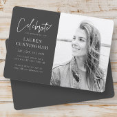 Voor haar virtuele viering van Life Modern Foto Kaart