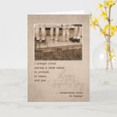 Voor kleine zuster op haar Humor van de verjaarda Kaart (Gele Bloem)