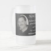 Voor ons was hij het wereldgedenkteken matglas bierpul (Voorkant links)